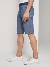 Gemusterte Josh Regular Slim Baumwoll-Shorts mit Gürtel - Männer - indigo zig zag structure Gemusterte Josh Regular Slim Baumwoll-Shorts mit Gürtel - Männer - indigo zig zag structure - 11 - TOM TAILOR