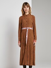 Maxikleid mit Leo-Print und Gürtel - Frauen - brown leo print Maxikleid mit Leo-Print und Gürtel - Frauen - brown leo print - 1 - TOM TAILOR Denim