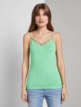 Top mit Bio-Baumwolle - Frauen - dusty apple green Top mit Bio-Baumwolle - Frauen - dusty apple green - 1 - TOM TAILOR Denim