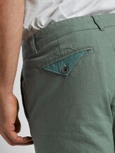 Travis Regular Hose aus Leinengemisch mit Kordelband - Männer - Pale Bark Green Travis Regular Hose aus Leinengemisch mit Kordelband - Männer - Pale Bark Green - 10 - TOM TAILOR