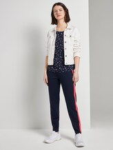 Gemustertes T-Shirt mit Cut-Out - Frauen - navy flower print Gemustertes T-Shirt mit Cut-Out - Frauen - navy flower print - 3 - TOM TAILOR Denim