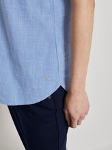 Sleeveless blouse with a Henley Neckline - Women - light blue white slub Sleeveless blouse with a Henley Neckline - Women - light blue white slub - 10 - TOM TAILOR Denim