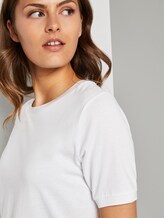 T-Shirt mit Kontrast-Blende - Frauen - White T-Shirt mit Kontrast-Blende - Frauen - White - 9 - Mine to five