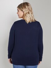 Knitted sweater with a two-tone neckline - Women - Real Navy Blue Knitted sweater with a two-tone neckline - Women - Real Navy Blue - 2 - My True Me