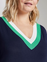 Knitted sweater with a two-tone neckline - Women - Real Navy Blue Knitted sweater with a two-tone neckline - Women - Real Navy Blue - 9 - My True Me