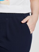 Schlichte Bundfaltenhose - Frauen - Real Navy Blue Schlichte Bundfaltenhose - Frauen - Real Navy Blue - 9 - My True Me