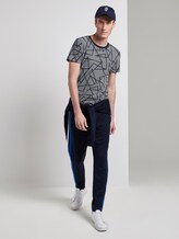 T-Shirt mit Allover-Print - Männer - navy geometric outline print T-Shirt mit Allover-Print - Männer - navy geometric outline print - 3 - TOM TAILOR Denim