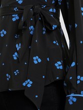 Wickelbluse mit Print - Frauen - black blue flower print Wickelbluse mit Print - Frauen - black blue flower print - 9 - TOM TAILOR Denim