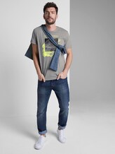 T-Shirt mit Print - Männer - Middle Grey Melange T-Shirt mit Print - Männer - Middle Grey Melange - 3 - TOM TAILOR
