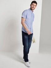 Gemustertes Kurzarm-Hemd mit Brusttasche - Männer - white by navy blue dot design Gemustertes Kurzarm-Hemd mit Brusttasche - Männer - white by navy blue dot design - 3 - TOM TAILOR