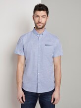 Patterned short-sleeved shirt with a chest pocket - Men - blue irregular striped design Patterned short-sleeved shirt with a chest pocket - Men - blue irregular striped design - 1 - TOM TAILOR