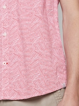 Patterned short-sleeved shirt with a chest pocket - Men - red irregular striped design Patterned short-sleeved shirt with a chest pocket - Men - red irregular striped design - 10 - TOM TAILOR