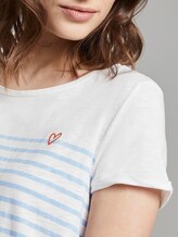 Gestreiftes T-Shirt mit kleiner Stickerei - Frauen - light blue white stripe Gestreiftes T-Shirt mit kleiner Stickerei - Frauen - light blue white stripe - 9 - TOM TAILOR Denim