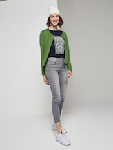 Kurzer Cardigan mit Struktur - Frauen - sundried turf green Kurzer Cardigan mit Struktur - Frauen - sundried turf green - 3 - TOM TAILOR