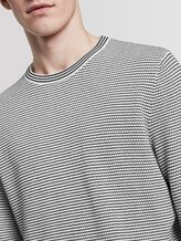Structured knitted jumper - Men - mini structured stripe Structured knitted jumper - Men - mini structured stripe - 9 - TOM TAILOR Denim