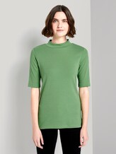 Gestreiftes T-Shirt mit Rollkragen - Frauen - sundried turf green Gestreiftes T-Shirt mit Rollkragen - Frauen - sundried turf green - 1 - TOM TAILOR