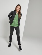Gemustertes Shirt in Crincle-Optik - Frauen - sundried turf green Gemustertes Shirt in Crincle-Optik - Frauen - sundried turf green - 3 - TOM TAILOR