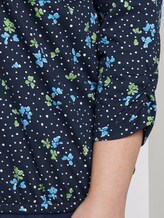 Gemustertes Langarmshirt mit Ärmeldetail - Frauen - navy flower dot print Gemustertes Langarmshirt mit Ärmeldetail - Frauen - navy flower dot print - 10 - My True Me