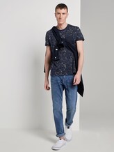 T-shirt with an all-over print - Men - navy blue white splashes print T-shirt with an all-over print - Men - navy blue white splashes print - 3 - TOM TAILOR Denim