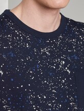 T-shirt with an all-over print - Men - navy blue white splashes print T-shirt with an all-over print - Men - navy blue white splashes print - 9 - TOM TAILOR Denim