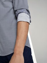 Patterned shirt - Men - white navy zick zack design Patterned shirt - Men - white navy zick zack design - 10 - TOM TAILOR