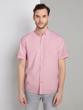 Strukturiertes Kurzarmhemd mit Streifen - Männer - red white dobby stripe Strukturiertes Kurzarmhemd mit Streifen - Männer - red white dobby stripe - 1 - TOM TAILOR