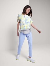 Kurzarm Blusenshirt im Batik-Look - Frauen - yellow rose batik print Kurzarm Blusenshirt im Batik-Look - Frauen - yellow rose batik print - 3 - TOM TAILOR Denim