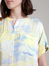 Kurzarm Blusenshirt im Batik-Look - Frauen - yellow rose batik print Kurzarm Blusenshirt im Batik-Look - Frauen - yellow rose batik print - 9 - TOM TAILOR Denim