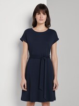 Kleid mit Bindegürtel - Frauen - Sky Captain Blue Kleid mit Bindegürtel - Frauen - Sky Captain Blue - 1 - Mine to five