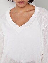 Pullover with a V-neckline - - soft ecru Pullover with a V-neckline - - soft ecru - 9 - Mine to five
