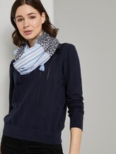 Patterned scarf with tassels - Women - navy small leo design Patterned scarf with tassels - Women - navy small leo design - 5 - Tom Tailor E-Shop Kollektion