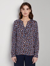 Blouse with turn-up details - Women - navy floral design Blouse with turn-up details - Women - navy floral design - 1 - TOM TAILOR