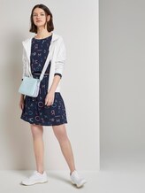 Gemustertes Minikleid mit Tape-Einsatz an der Taille - Frauen - navy letter print Gemustertes Minikleid mit Tape-Einsatz an der Taille - Frauen - navy letter print - 3 - TOM TAILOR Denim