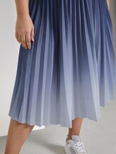 Plissierter Midi-Rock mit Farbverlauf - Frauen - Real Navy Blue Plissierter Midi-Rock mit Farbverlauf - Frauen - Real Navy Blue - 10 - My True Me