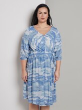 Midi-Wickelkleid im Batik-Look - Frauen - bluish tie dye Midi-Wickelkleid im Batik-Look - Frauen - bluish tie dye - 1 - My True Me
