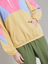 Nena & Larissa: Oversized Sweatshirt mit Troyer-Kragen - Frauen - pale yellow Nena & Larissa: Oversized Sweatshirt mit Troyer-Kragen - Frauen - pale yellow - 10 - TOM TAILOR Denim
