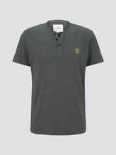 Serafino T-shirt with a colour pattern - Men - green overdye stripe Serafino T-shirt with a colour pattern - Men - green overdye stripe - 7 - TOM TAILOR