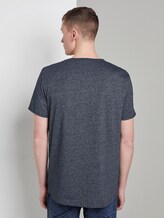 Strukturiertes T-Shirt mit V-Ausschnitt - Männer - Sky Captain Blue Non-Solid Strukturiertes T-Shirt mit V-Ausschnitt - Männer - Sky Captain Blue Non-Solid - 2 - TOM TAILOR Denim