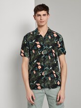 Kurzarm-Hawaiihemd mit floralem Muster - Männer - colorful botanical print Kurzarm-Hawaiihemd mit floralem Muster - Männer - colorful botanical print - 1 - TOM TAILOR Denim
