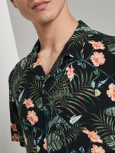 Kurzarm-Hawaiihemd mit floralem Muster - Männer - colorful botanical print Kurzarm-Hawaiihemd mit floralem Muster - Männer - colorful botanical print - 9 - TOM TAILOR Denim