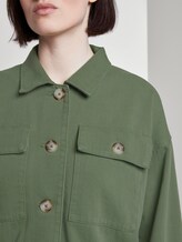 Kurze Utility-Hemdjacke - Frauen - olive green Kurze Utility-Hemdjacke - Frauen - olive green - 9 - TOM TAILOR Denim
