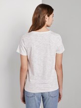 Gestreiftes T-Shirt mit floralem Print - Frauen - offwhite olive thin stripe Gestreiftes T-Shirt mit floralem Print - Frauen - offwhite olive thin stripe - 2 - TOM TAILOR