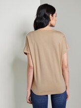 Basic T-Shirt mit V-Ausschnitt - Frauen - cream toffee Basic T-Shirt mit V-Ausschnitt - Frauen - cream toffee - 2 - TOM TAILOR