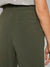 Fließende Culotte-Hose mit Bindegürtel - Frauen - Woodland Green Fließende Culotte-Hose mit Bindegürtel - Frauen - Woodland Green - 9 - TOM TAILOR