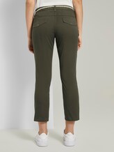 Tapered Relaxed Hose mit Bandgürtel - Frauen - Woodland Green Tapered Relaxed Hose mit Bandgürtel - Frauen - Woodland Green - 2 - TOM TAILOR