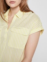 Striped blouse shirt in a boxy fit - Women - yellow white vertical stripe Striped blouse shirt in a boxy fit - Women - yellow white vertical stripe - 9 - TOM TAILOR Denim