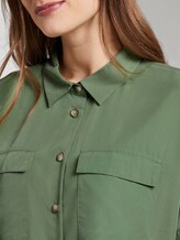 Kurzes Blusenshirt mit Taschen - Frauen - olive green Kurzes Blusenshirt mit Taschen - Frauen - olive green - 10 - TOM TAILOR Denim