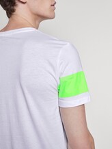 T-Shirt mit horizontalem Streifenprint - Männer - neon lime green T-Shirt mit horizontalem Streifenprint - Männer - neon lime green - 9 - TOM TAILOR Denim