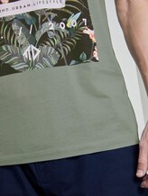T-Shirt mit tropischem Brustprint - Männer - Dusty Leave Green T-Shirt mit tropischem Brustprint - Männer - Dusty Leave Green - 10 - TOM TAILOR Denim