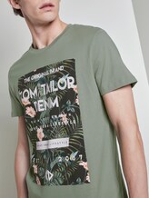 T-Shirt mit tropischem Brustprint - Männer - Dusty Leave Green T-Shirt mit tropischem Brustprint - Männer - Dusty Leave Green - 9 - TOM TAILOR Denim